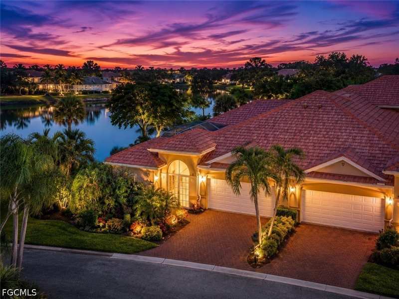 3 bedroom Attached at 13921 Bently Cir, Bell Tower Park, Fort Myers — photo 1