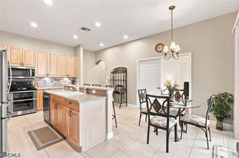 13921 Bently Cir, Fort Myers FL - photo 18 of 50
