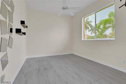 8596 Southwind Bay Cir, Fort Myers FL - photo 15 of 36