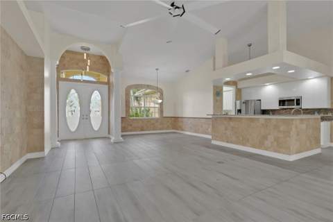 8596 Southwind Bay Cir, Fort Myers FL - photo 7 of 36