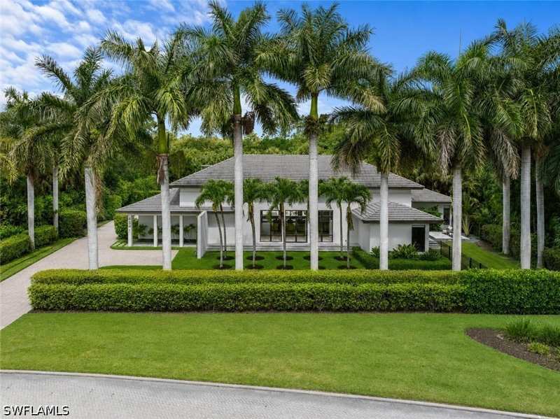 4 bedroom SingleFamilyResidence at 4341 Brynwood Dr, Quail West, Naples — photo 1