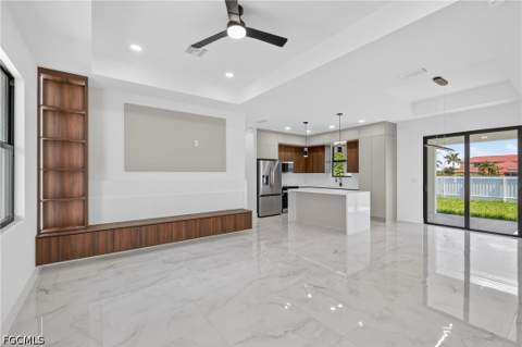 1003 Kismet Pkwy W, Cape Coral FL - photo 6 of 31