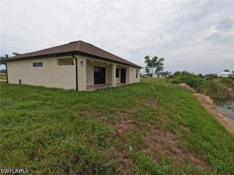 2423 NW 6th St, Cape Coral FL - photo 6 of 24