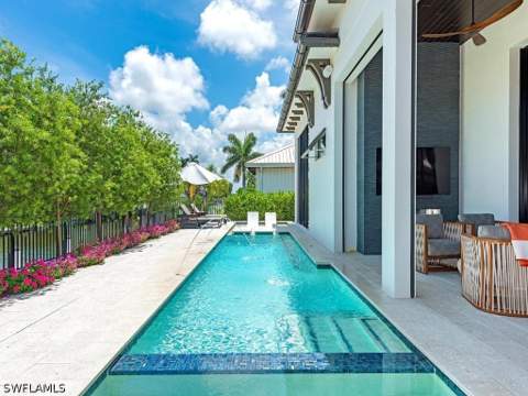 425 15th Ave S, Naples FL - photo 19 of 40