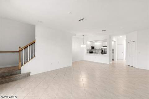 2878 Blossom Way, Naples FL - photo 10 of 37