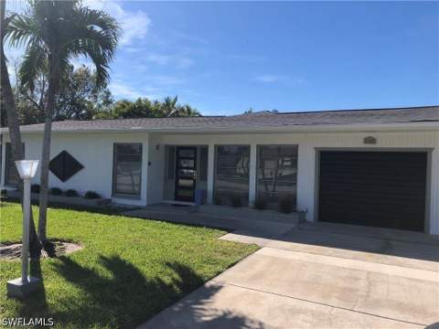 1438 Windsor Ct, Cape Coral FL - photo 16 of 20