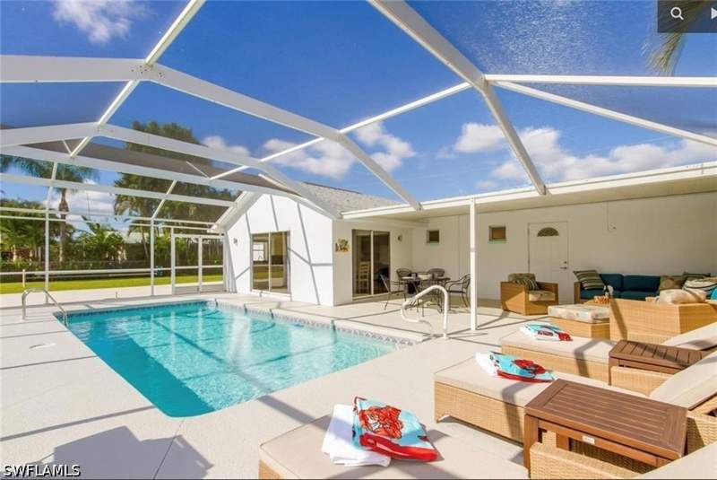 4 bedroom SingleFamilyResidence at 1438 Windsor Ct, Cape Coral, Cape Coral — photo 2