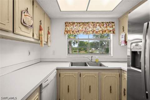 7001 New Post Dr 3, North Fort Myers FL - photo 8 of 34