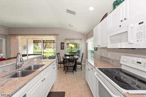 10053 Colonial Country Club Blvd, Fort Myers FL - photo 10 of 33