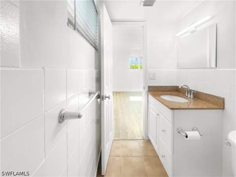 766 Central Ave 113, Naples FL - photo 20 of 48