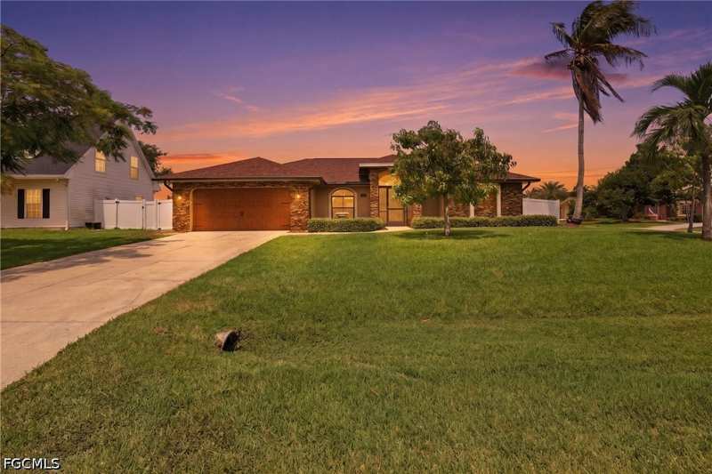 3 bedroom SingleFamilyResidence at 2118 SW 12th Ave, Cape Coral, Cape Coral — photo 1