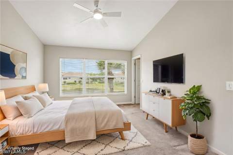 1104 Oxford Ln 44, Naples FL - photo 13 of 29