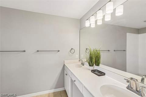 1104 Oxford Ln 44, Naples FL - photo 15 of 29