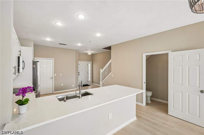 3 bedroom Townhouse at 1104 Oxford Ln 44, Pinehurst, Naples — photo 4