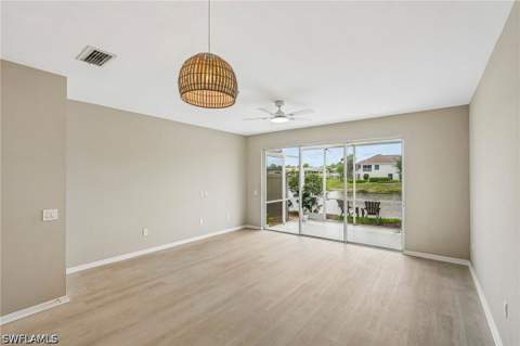 1104 Oxford Ln 44, Naples FL - photo 6 of 29