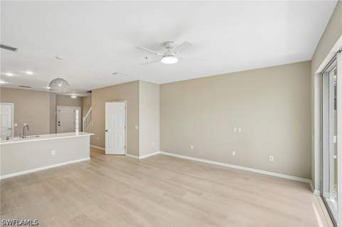 1104 Oxford Ln 44, Naples FL - photo 7 of 29