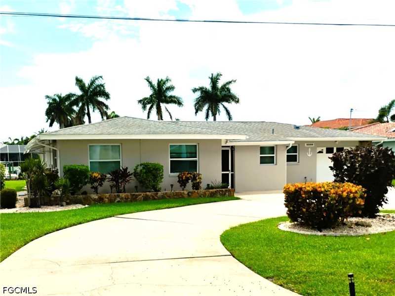 3 bedroom SingleFamilyResidence at 5240 Seminole Ct, Cape Coral, Cape Coral — photo 1