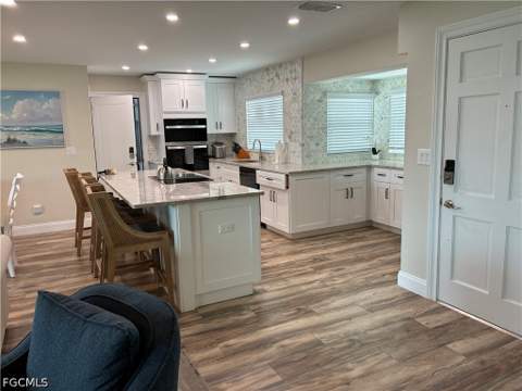 5240 Seminole Ct, Cape Coral FL - photo 6 of 40