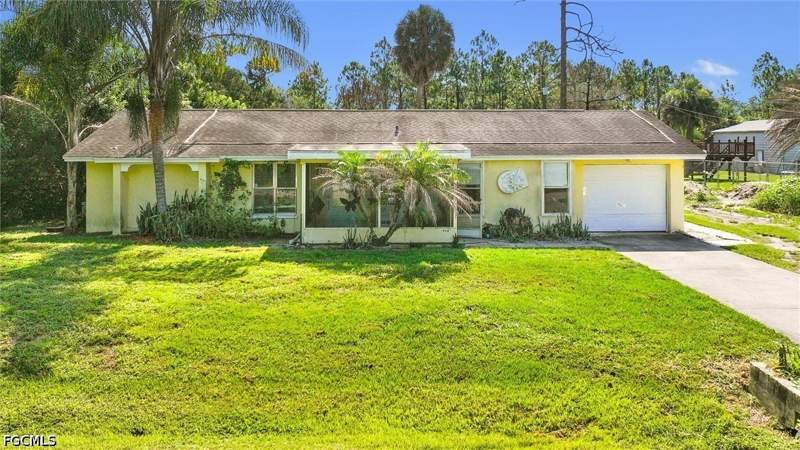 2 bedroom SingleFamilyResidence at 918 McKinley Ave, Lehigh Acres, Lehigh Acres — photo 4