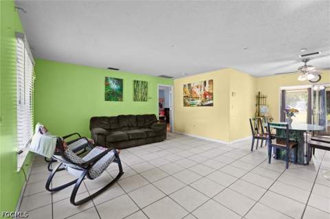 918 McKinley Ave, Lehigh Acres FL - photo 9 of 40
