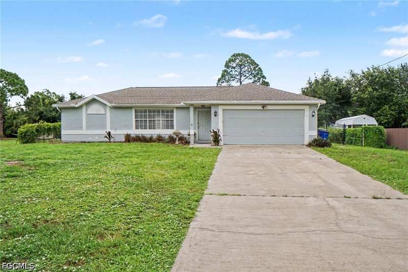 3 bedroom SingleFamilyResidence at 514 Palmetto Ave, Lehigh Acres, Lehigh Acres — photo 1