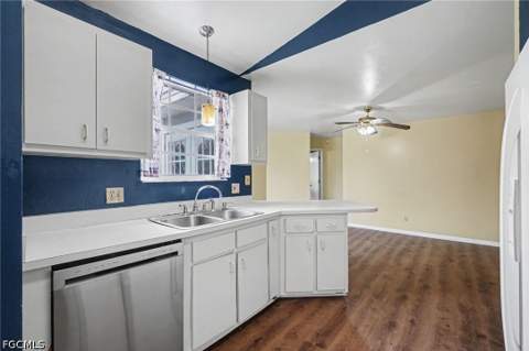 514 Palmetto Ave, Lehigh Acres FL - photo 13 of 27