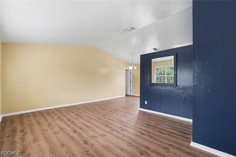 3 bedroom SingleFamilyResidence at 514 Palmetto Ave, Lehigh Acres, Lehigh Acres — photo 4
