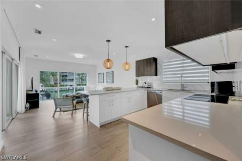 860 Partridge Ct, Marco Island FL - photo 12 of 42