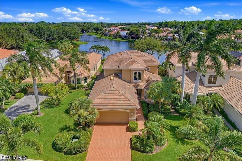 3 bedroom SingleFamilyResidence at 9097 Troon Lakes Dr, Troon Lakes, Naples — photo 2