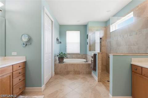 4651 Castalia Ct, Fort Myers FL - photo 21 of 50