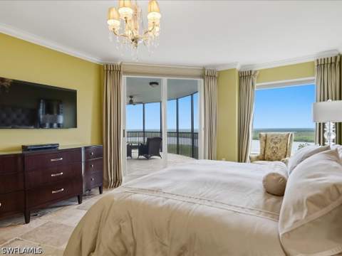 1050 Borghese Ln 1004, Naples FL - photo 17 of 38
