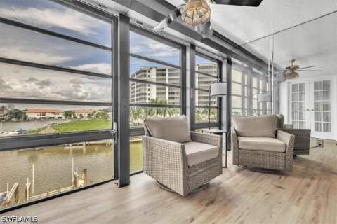 271 Southbay Dr 241, Naples FL - photo 14 of 32