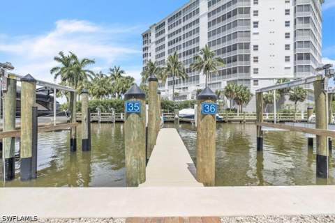 271 Southbay Dr 241, Naples FL - photo 24 of 32