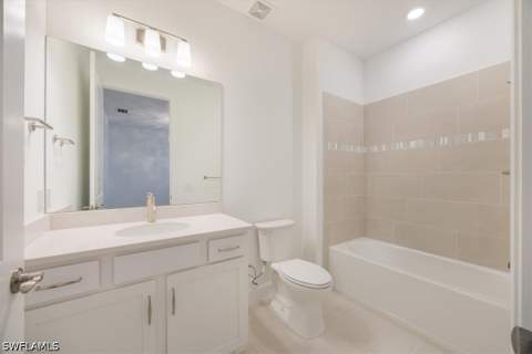 10335 Ventana Ln, Naples FL - photo 18 of 27
