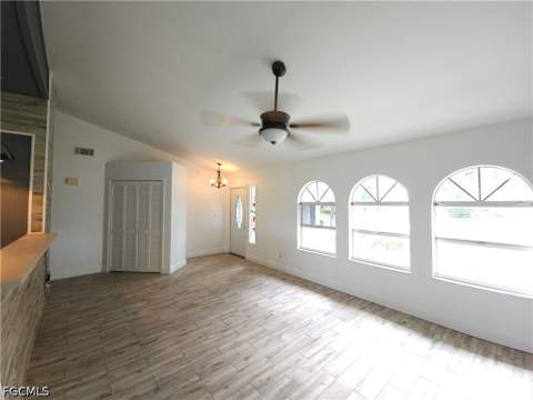 561 Foxcreek Dr, Lehigh Acres FL - photo 8 of 47