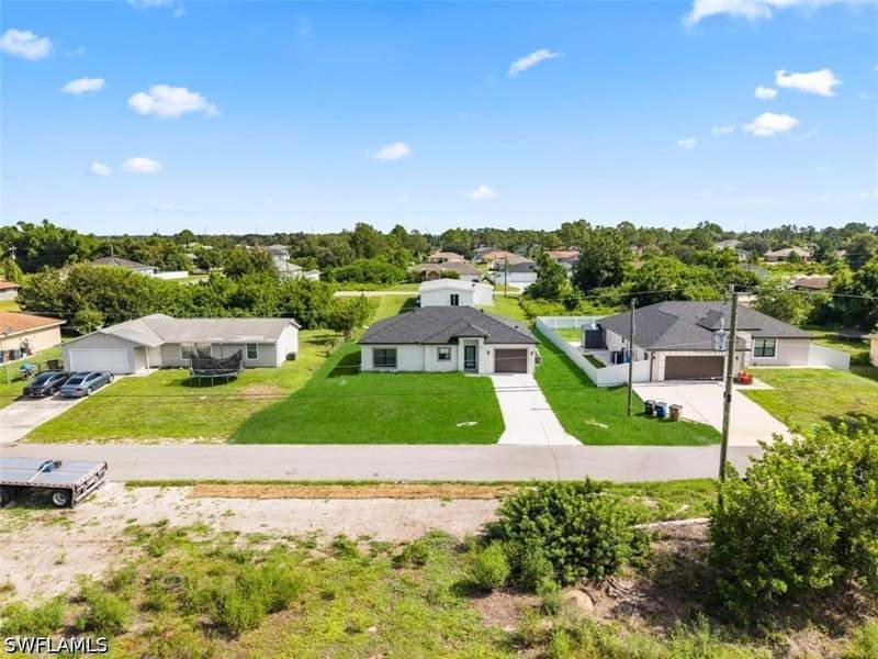 3 bedroom SingleFamilyResidence at 2814 12th St SW, Lehigh Acres, Lehigh Acres — photo 2