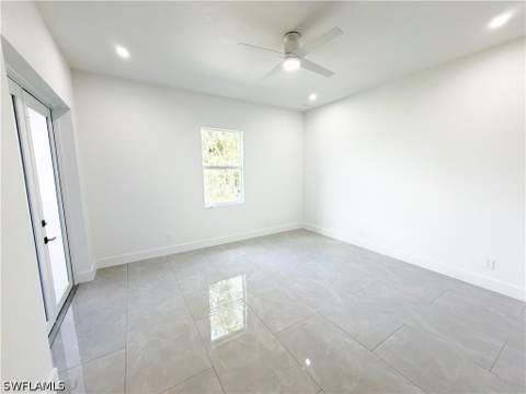 508 Herrin Ave, Lehigh Acres FL - photo 19 of 39