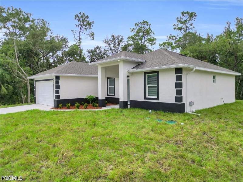 3 bedroom SingleFamilyResidence at 918 8th Ave, Lehigh Acres, Lehigh Acres — photo 4