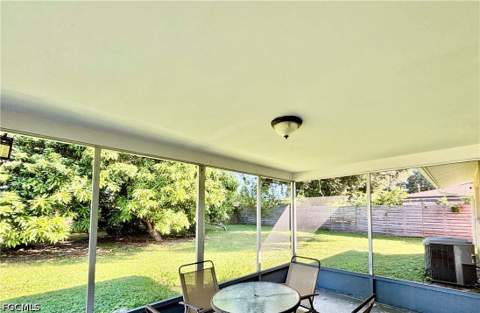 901 Juno Dr, Lehigh Acres FL - photo 13 of 30