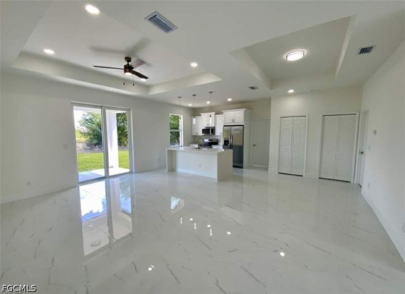 3 bedroom SingleFamilyResidence at 6030 Stratton Rd, Fort Myers, Fort Myers — photo 2
