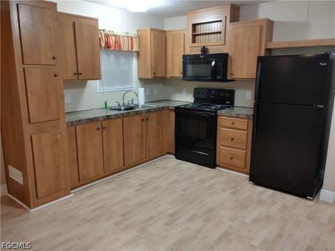 330 N Cabbage Palm St, Clewiston FL - photo 14 of 36