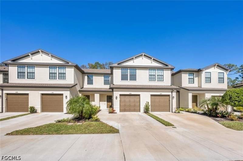 3 bedroom Townhouse at 14195 Oviedo Pl, Portico, Fort Myers — photo 2