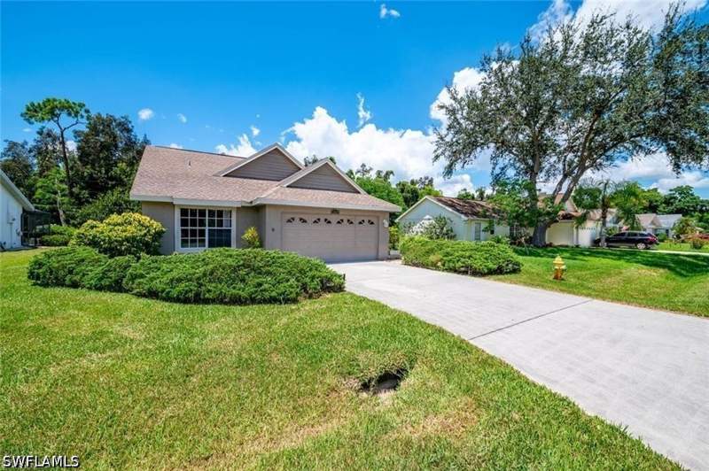 3 bedroom SingleFamilyResidence at 22614 Fountain Lakes Blvd, Fountain Lakes, Estero — photo 3
