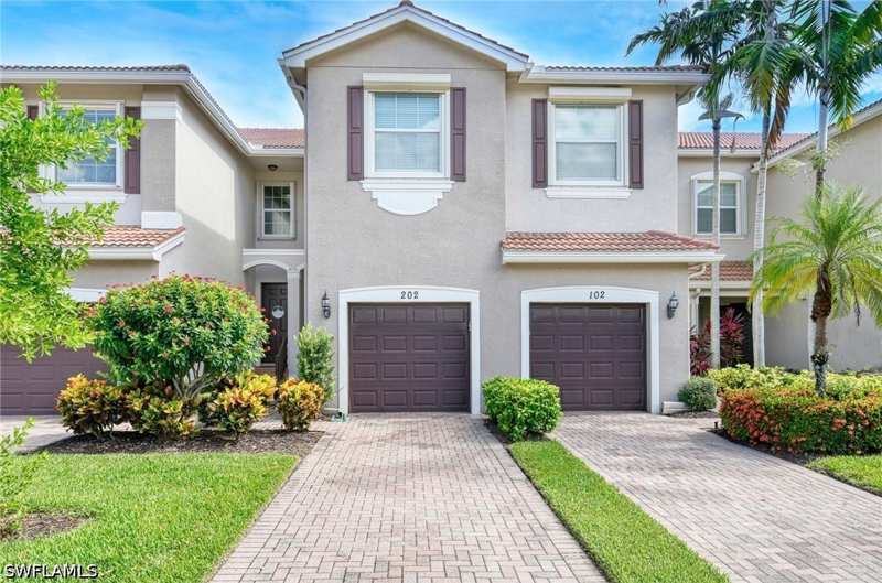 3 bedroom Condominium at 6541 Monterey Pt 54202, Marbella Lakes, Naples — photo 1