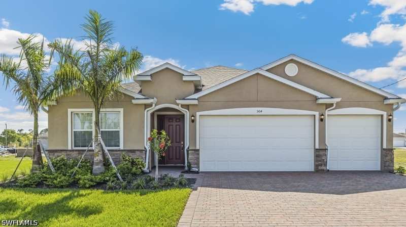 4 bedroom SingleFamilyResidence at 856 NE 6th Ave, Cape Coral, Cape Coral — photo 1