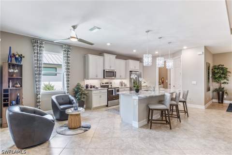 856 NE 6th Ave, Cape Coral FL - photo 11 of 19