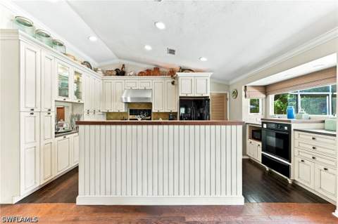 5247 Cherry Wood Dr, Naples FL - photo 16 of 31