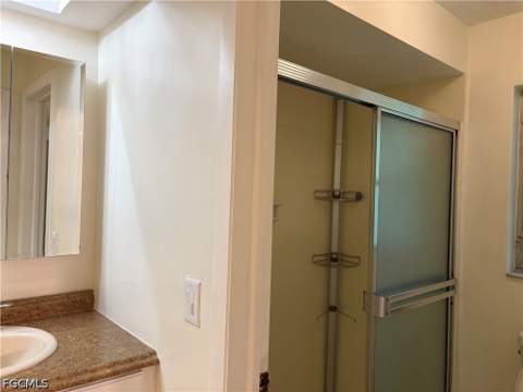 5661 Eichen Cir E, Fort Myers FL - photo 8 of 19