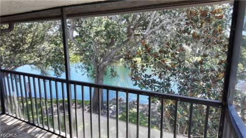 5257 Treetops Dr X202, Naples FL - photo 24 of 33