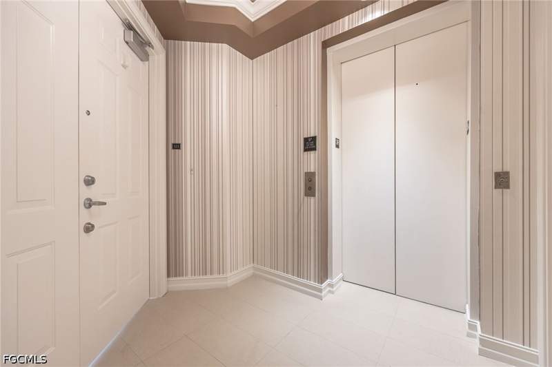 4 bedroom Condominium at 14270 Royal Harbour Ct 323, The Paramount, Fort Myers — photo 2